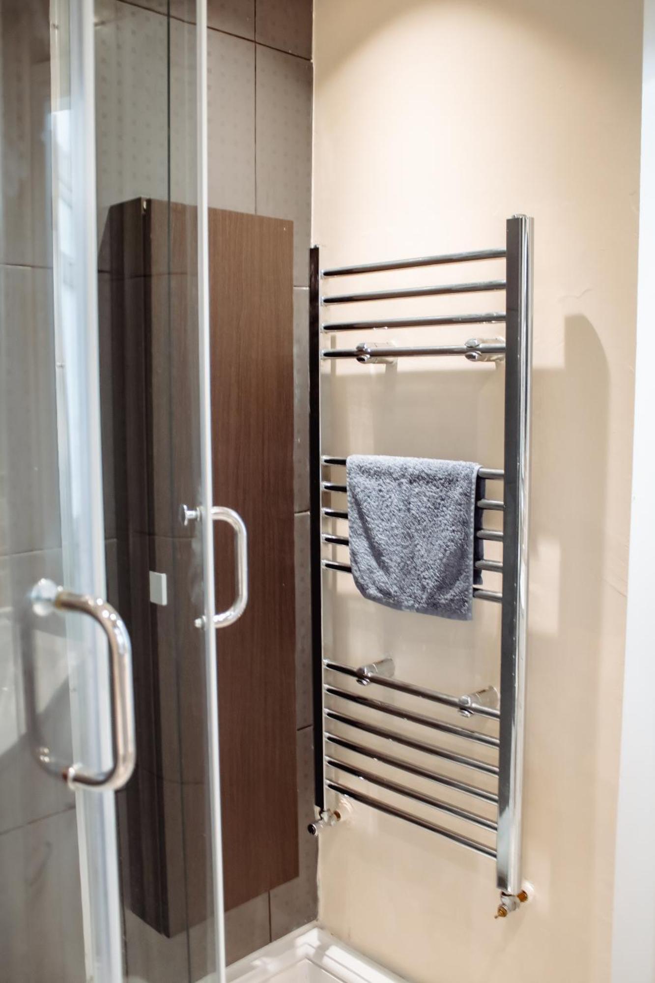 Spacious Flat With Free Parking Harrogate Exterior foto